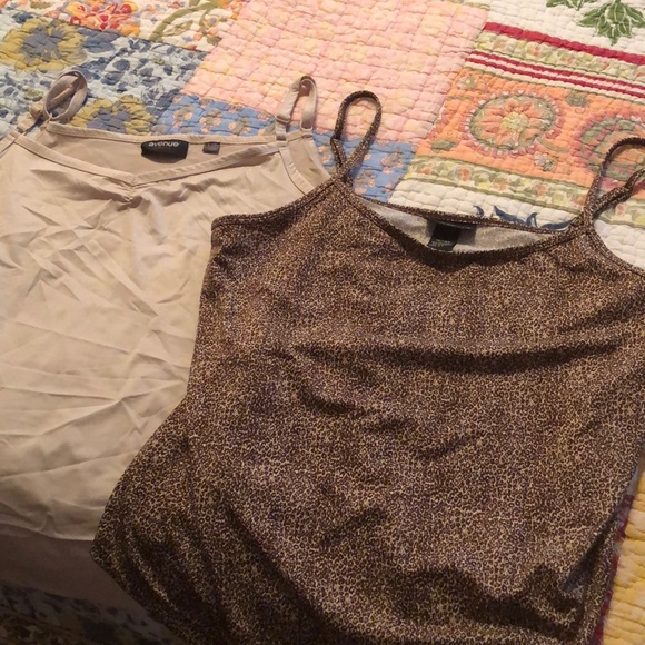 Tops - Picture 1 of 3